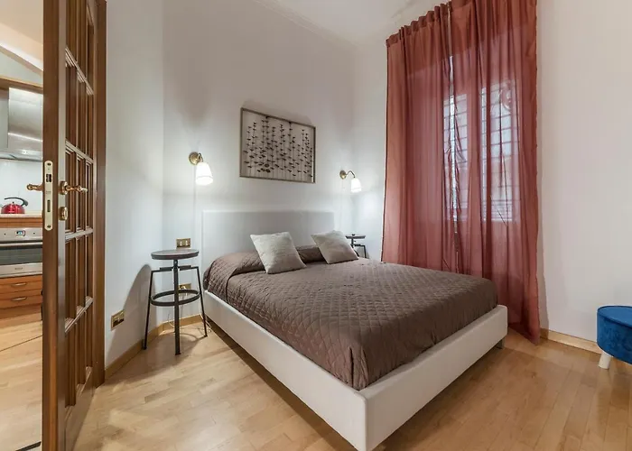 Guesthost - Multifunctional Apartment San Pietro